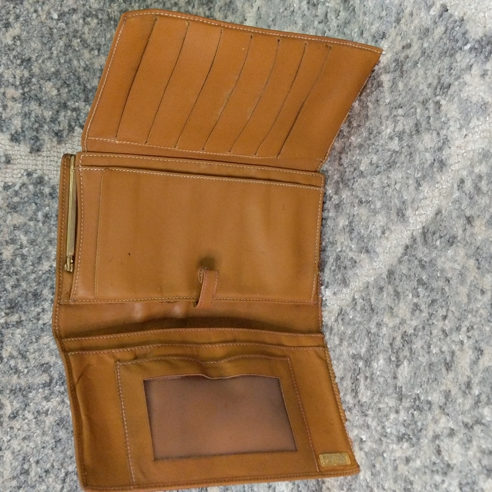 Gucci Beige Canvas Continental Wallet with Brown Leather Trim and Gold Hardware - Picture 8 of 16